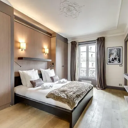 Charming Recently Renovated Apt * ורשה