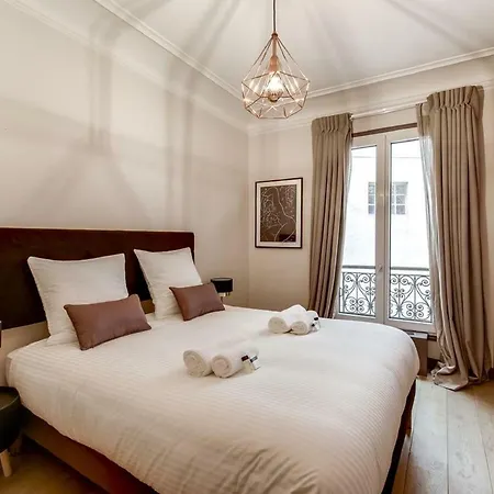 Charming Recently Renovated Apt * ורשה